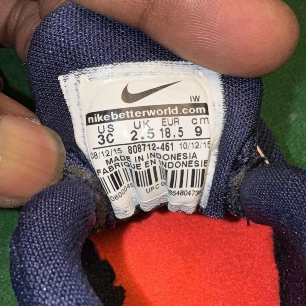 Nike LeBron 13 Toddler Size 3C Midnight Navy University Red 808712-461‎ Sneaker